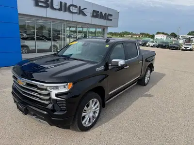 6.2L ECOTEC3 V8 ENGINE W/DFM HIGH COUNTRY PREMIUM PACKAGE POWER SUNROOF 22in. PAINTED ALUMINUM WHEEL...