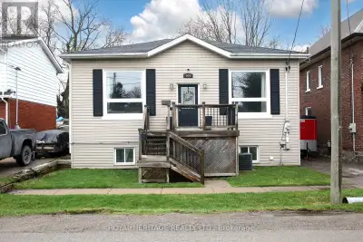 Beautifully maintained bungalow, ideal for first-time buyers or those looking to downsize, located i...