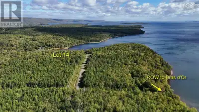 Bring your trailer and enjoy the summer months while planning your retreat. You can drive in over th...