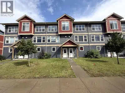 Welcome to the Hudson Townhomes in beautiful Sunset Ridgel This bright, well- designed 3-bedroom, 2....
