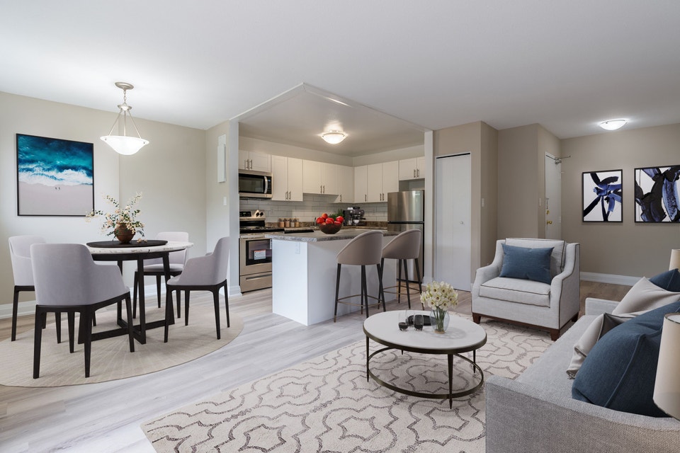 192 Kemp Crescent Two Bedroom Apartment Apartment for Rent Long