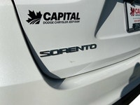 This Kia Sorento has a dependable Regular Unleaded I-4 2.4 L/144 engine powering this Automatic tran... (image 9)
