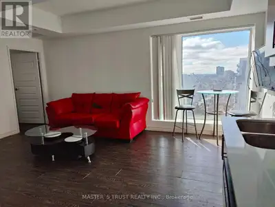 This well-located condo offers the perfect blend of convenience and comfort. Situated in the heart o...