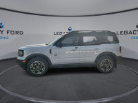 Leather Seats, Sunroof, Ford Co-Pilot360 Assist+, Wireless Charging, Premium Audio! Looking for off-... (image 4)