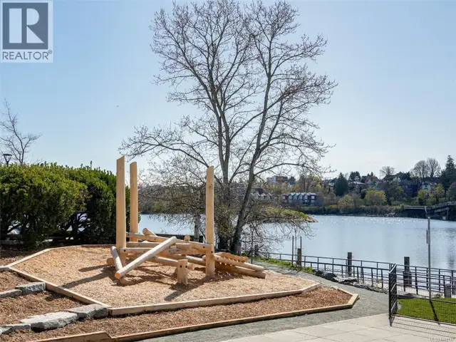 206 330 Waterfront Cres Victoria, British Columbia in Condos for Sale in Victoria - Image 33