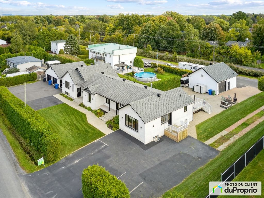 $1,950,000 - Intergenerational for sale in Carignan — photo 2