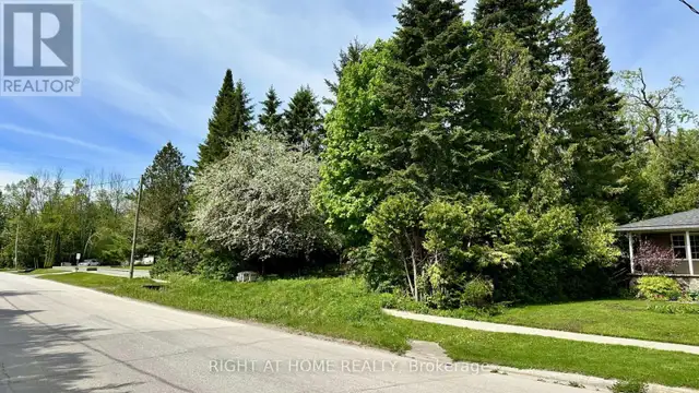 2802 IRETON STREET Innisfil (Alcona), Ontario in Land for Sale in Barrie - Image 4