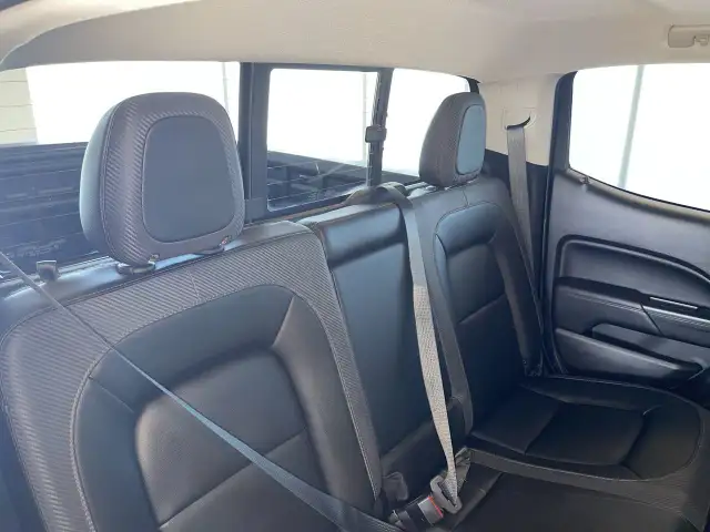 2021 GMC Canyon Crew At4 Short Box Local Trade, Rear Camera, Hea in Cars & Trucks in Regina - Image 31