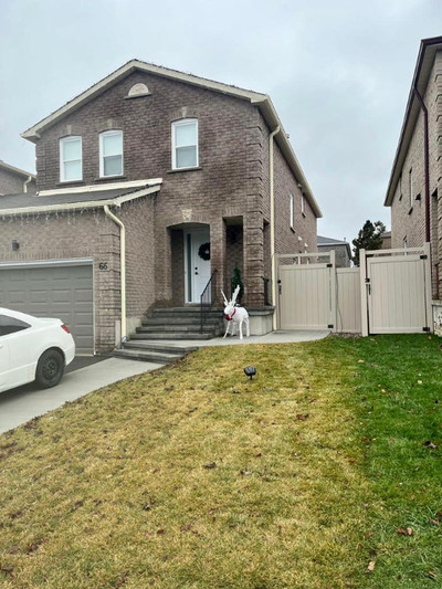 4 BEDROOM HOUSE FOR RENT - PICKERING