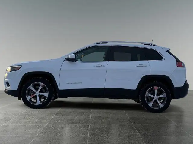 2019 Jeep Cherokee Limited in Cars & Trucks in Calgary - Image 3
