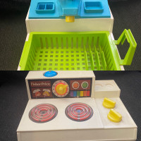 1978 Fisher Price Stove & 1982 Fisher Price Sink - Pumps Water!