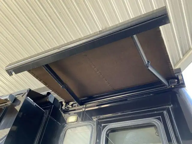 2014 Newmar Mountain Aire 4369 in RVs & Motorhomes in Abbotsford - Image 28