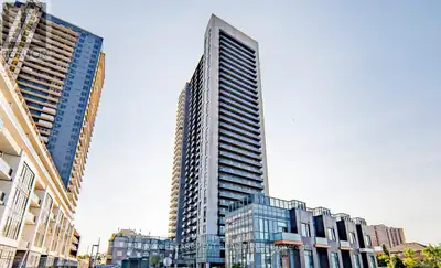819 - 8 NAHANI WAY Mississauga (Hurontario), Ontario