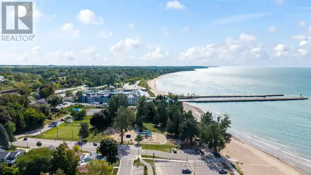 202 - 200 HARBOUR STREET Kincardine, Ontario in Condos for Sale in Owen Sound - Image 23