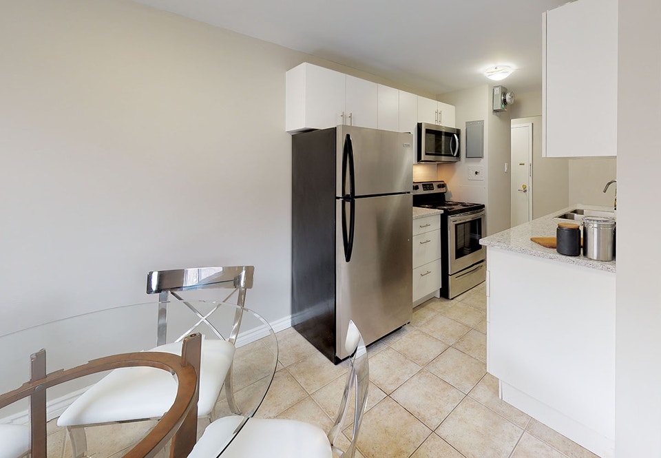 2 Bedroom Apartment w/Loads of Closet Space in Owen Sound 4