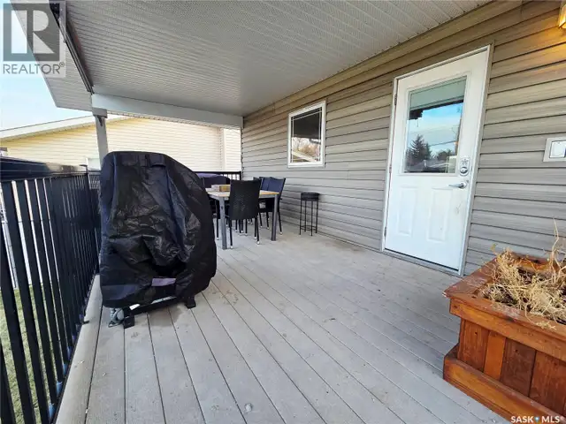 211 Lonsdale STREET Maple Creek, Saskatchewan in Houses for Sale in Swift Current - Image 40