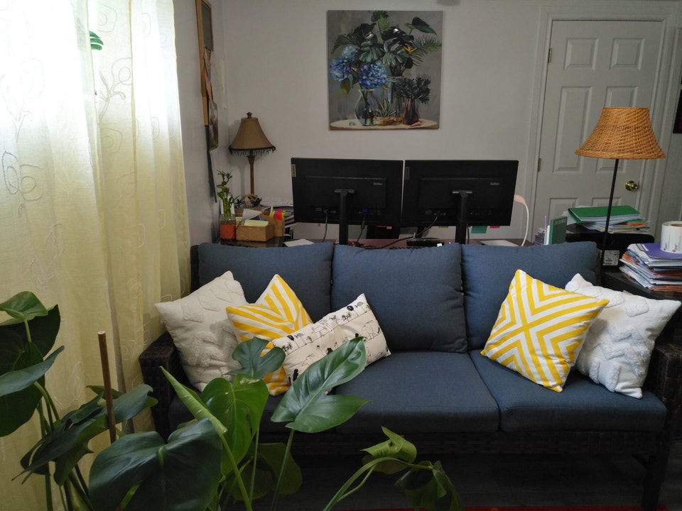 Lovely & Bright 1 Bedroom Basement for Rent in Aurora. 3