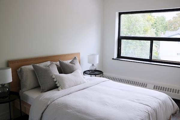 Spacious 1 Bedroom Apartment, Prime Kitchener Location! (Unit 20 2