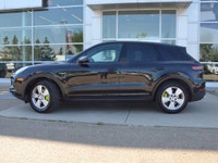 Heated Front and Rear Seats | Cooling Seats | Heated Steering Wheel | Keyless Entry | Wireless Phone... (image 6)