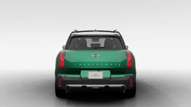 2025 MINI Countryman SE 100% électrique | Premier | Sièges in Cars & Trucks in City of Montréal - Image 6