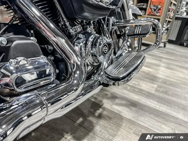 2026 Harley-Davidson ROAD GLIDE in Sport Touring in Calgary - Image 10