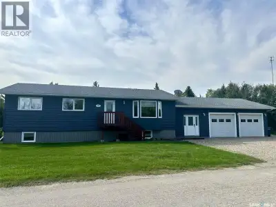 Welcome to 500 5th Ave located in the beautiful Town of Leroy, SK! This grand 1,728 sqft bungalow is...