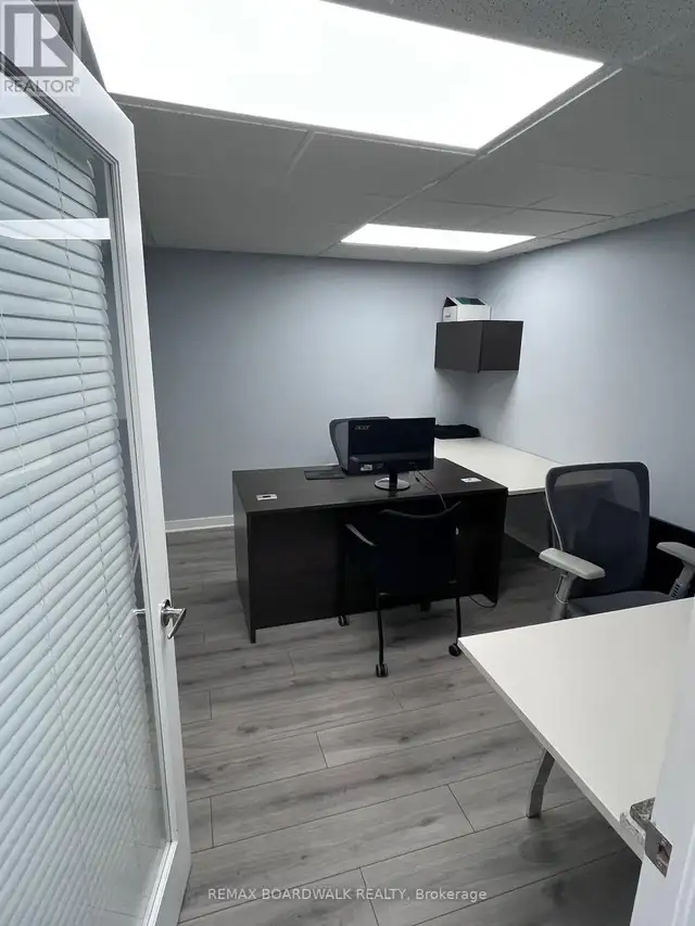 30 - 174 COLONNADE ROAD Ottawa, Ontario in Commercial & Office Space for Rent in Ottawa - Image 9