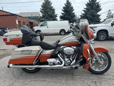 Check out this 2009 CANADIAN Harley-Davidson CVO Ultra 110ci with only 56,058kms. Be sure to follow...