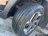 The advertised vehicle price is based on a promotional finance offer. Customers who purchase the veh... (image 9)