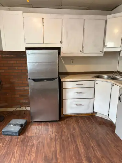 We have a 1 bedroom apartment available at 467 Dundas street London Ontario. The rent is $1000 dolla...