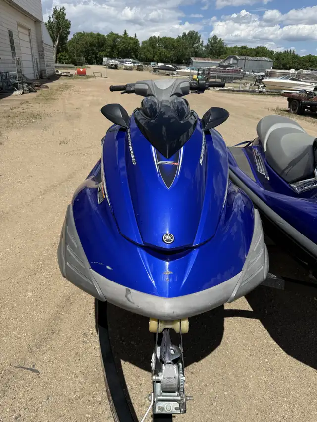USED 2009 FZR SHO **106 hrs *** in Personal Watercraft in Moose Jaw - Image 3