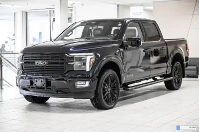 Superbe F-150 offert en très rare version Platinum incluant la motorisation hybride PowerBoost, le 4...