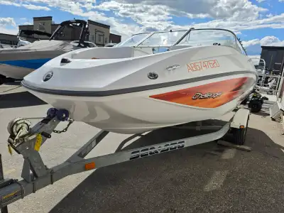 JET BOAT 500 HOURS BOW AND COCKPIT COVER FIBERGLASS FLOORING
