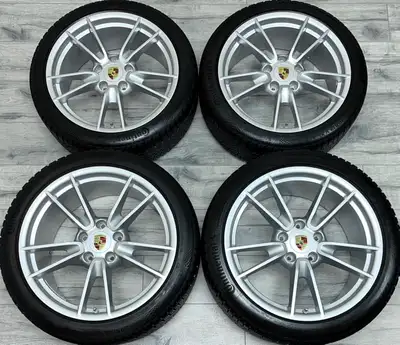 Selling a beautiful set of *LIKE BRAND NEW* original Porsche 911 Carrera S (992) 19" / 20" double st...