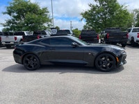 HEATED SEATS | HEATED STEERING WHEEL | WIRELESS CHARGING | DUAL ZONE AUTO CLIMATE CONTROL | BOSE SOU... (image 5)