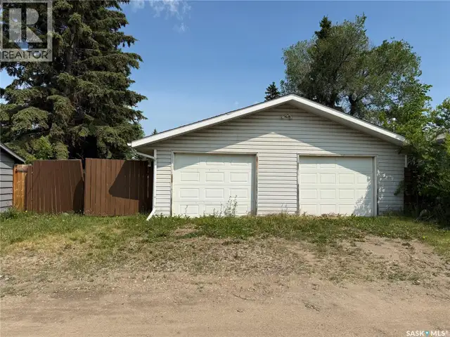 518 3rd AVENUE W Meadow Lake, Saskatchewan in Houses for Sale in Prince Albert - Image 23
