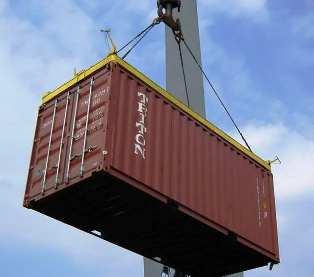 Used    20' and 40' Sea Containers for sale! in Tool Storage & Benches in Grand Bend - Image 4