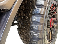 Experience the ultimate fusion of classic Wrangler ruggedness and sleek, modern styling in this trai... (image 9)