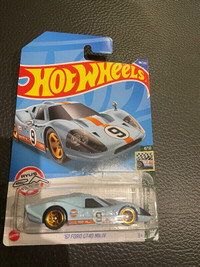 Hot Wheels Diecast Car - 67 Ford GT40 MK IV