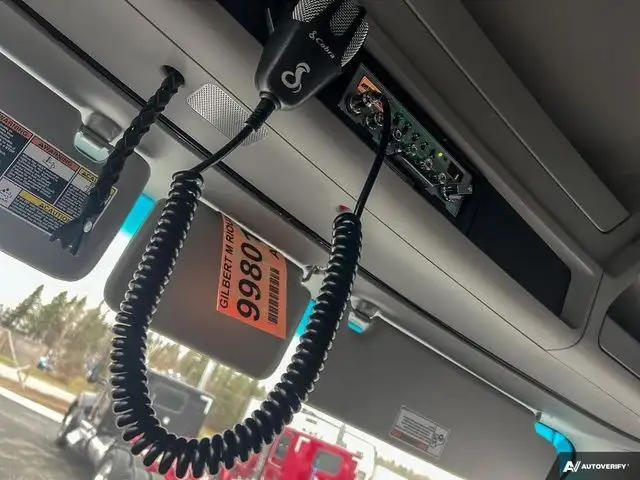 2025 Kenworth T680 in Heavy Trucks in Moncton - Image 20