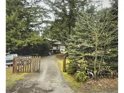 Huge Corner Unit Lot That Rarely Comes Available In the Highly Desirable And Upcoming, Mission BC. P...