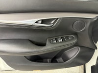 CONSECUTIVE COMSUMER CHOICE AWARD WINNERS! LEATHER HEATED SEATS, SUNROOF, ANDROID/APPLE CARPLAY, BLU... (image 5)