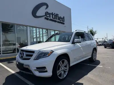 Enjoy premium comfort, refined performance, and legendary Mercedes-Benz craftsmanship with this 2015...