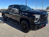 One Owner, 6.6L Diesel, Trail Boss Pkg, Convenience Pkg's, Z71 Off-Road Pkg, Buckets, Safety Pkg, Ca... (image 2)