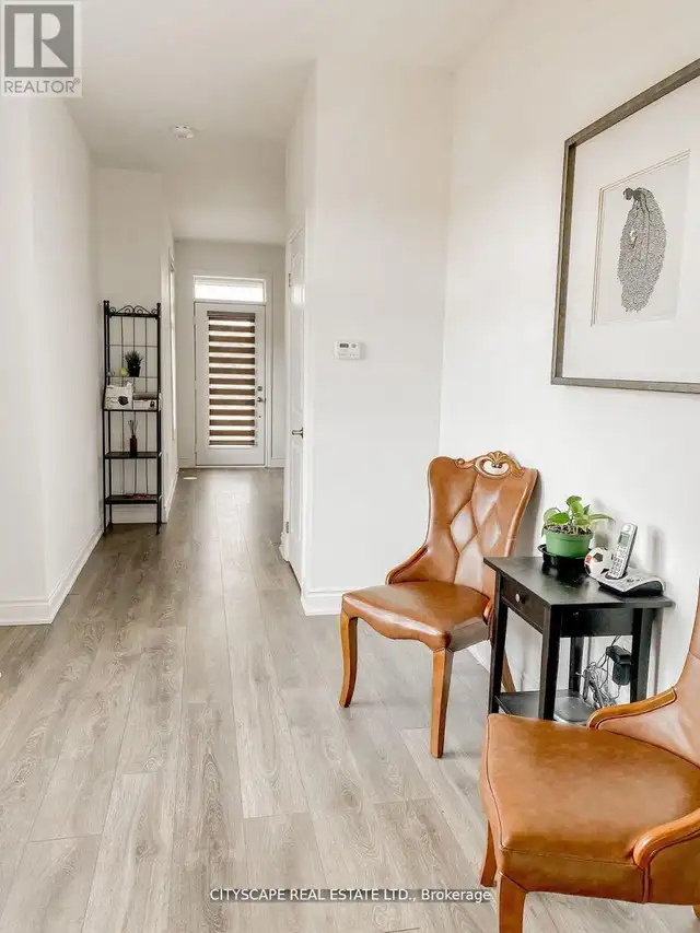 3038 Islington Avenue Toronto (Humber Summit), Ontario, photo 4 of 4