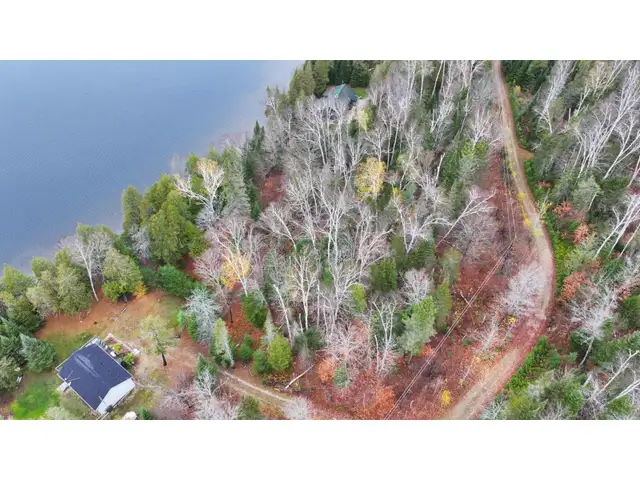 16 Ch. des Cèdres Cayamant, Quebec in Land for Sale in Gatineau - Image 11