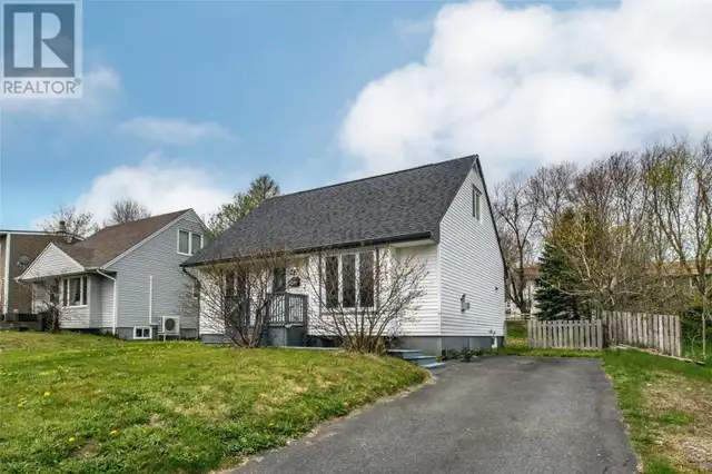 84 Whiteway Street St. John's, Newfoundland & Labrador62863790036866121