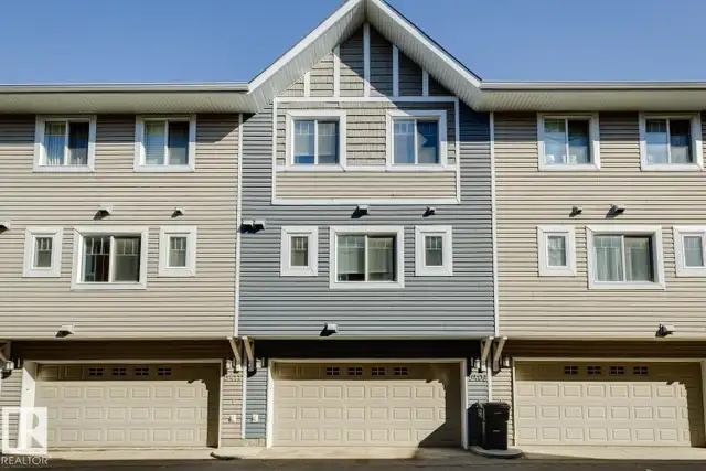 5409 3 AV SW Edmonton, Alberta in Condos for Sale in Edmonton - Image 11