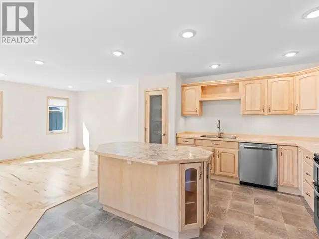 223 WITCH HAZEL DRIVE Whitehorse, Yukon in Houses for Sale in Whitehorse - Image 13