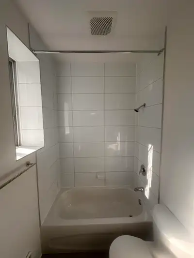 Veuillez svp lire le texte au complet avant de nous contacter, aux coordonnees et selon l'horaire me...